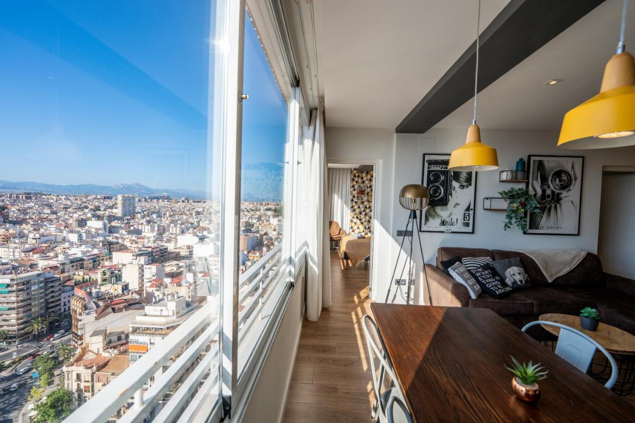 Charming Downtown Skyscrapper Daire Alicante Dış mekan fotoğraf